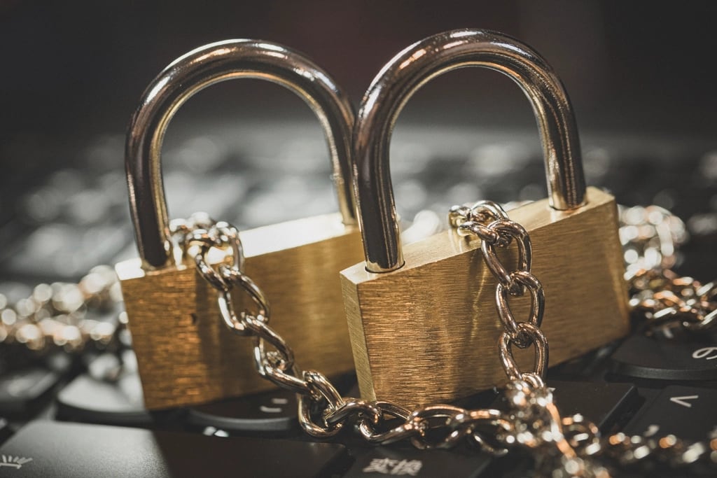 Cybersecurity, access and protected infrastructure for  services cybersecurity