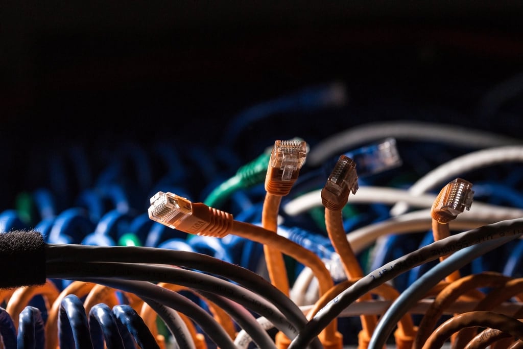 IoT software and connected systems for  services iot-software